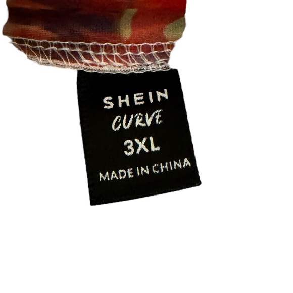 Women’s SHEIN White Tank Top/Sleeveless Shirt With Multicolored Print. Size 3X. - Picture 6 of 8